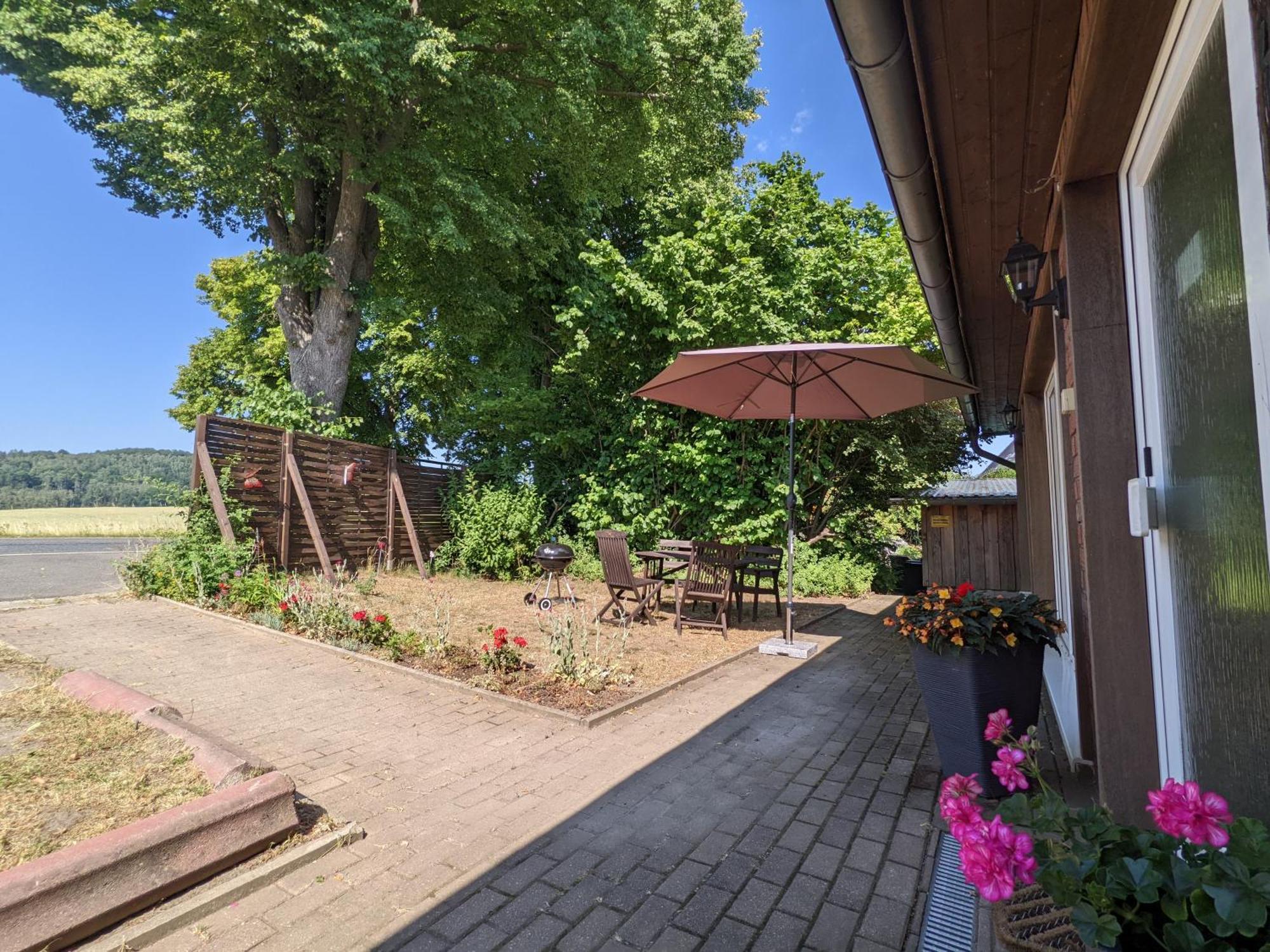 W5 - Urlaubsmagie - Wohnung Mit Grill, Terrasse & Pool Lichtenhain  Extérieur photo