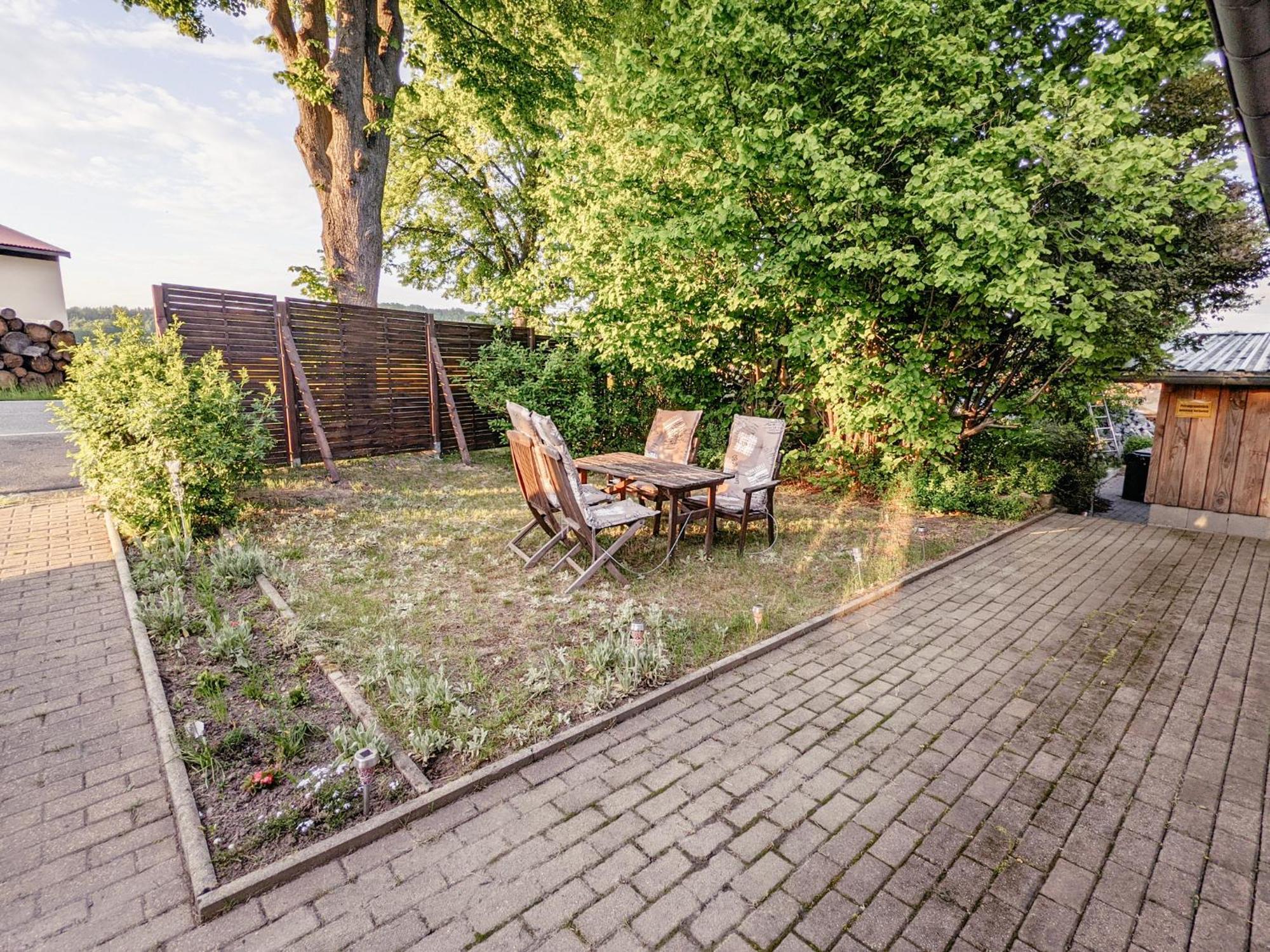 W5 - Urlaubsmagie - Wohnung Mit Grill, Terrasse & Pool Lichtenhain  Extérieur photo